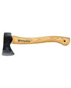 Great Smaller design enabling this axe to be more versatile.
